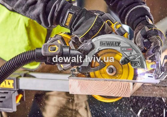 Аккумуляторная дисковая пила DeWALT DCS573