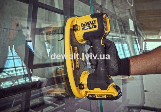 Підйомник вакуумний-присоска акумуляторний DeWALT DCE590N