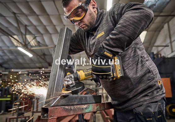 Шлифмашина угловая аккумуляторная DeWALT DCG404S2T