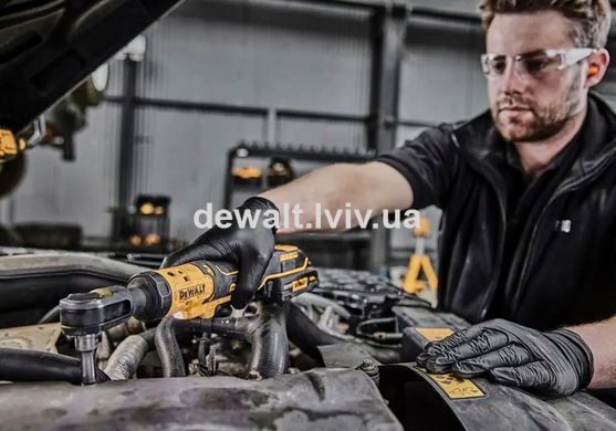 Трещітка кутова ударна акумуляторна DeWALT DCF512