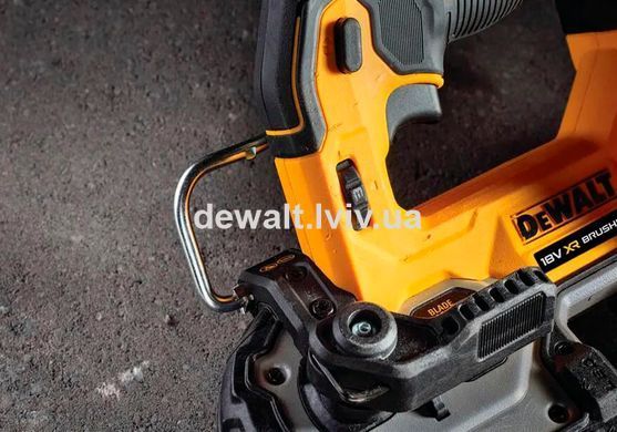 Пила стрічкова акумуляторна DeWALT DCS377