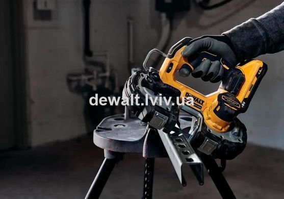 Пила стрічкова акумуляторна DeWALT DCS377