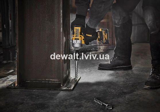 Гайковерт ударный аккумуляторный DeWALT DCF961