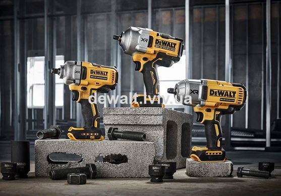 Гайковерт ударный аккумуляторный DeWALT DCF961