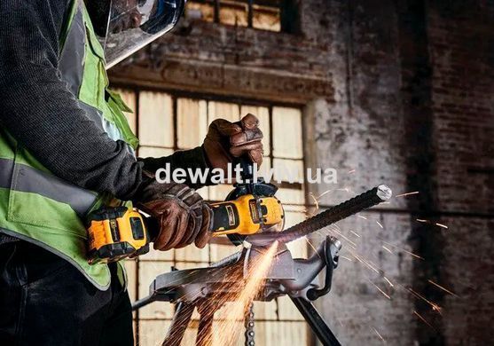 Шлифмашина угловая аккумуляторная DeWALT DCG409VS