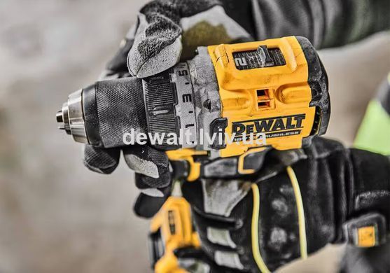 Дриль-шурупокрут акумуляторний DeWALT DCD800