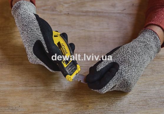 Нож Control-Grip длиной 132 мм с выдвижным лезвием для отделочных работ STANLEY STHT10432-0