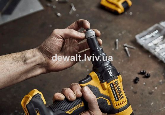 Заклепочник акумуляторний DeWALT DCF403E1GT