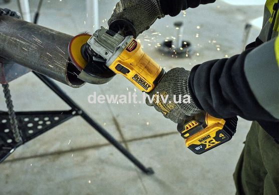 Шлифмашина угловая аккумуляторная DeWALT DCG407M1T