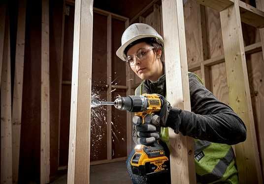 家電 DEWALT   DCD 805 P2T Дрель-шуруповерт с ударом аккумуляторная DeWALT DCD805 - купить в
