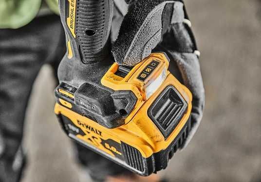 Дрель-шуруповерт с ударом аккумуляторная DeWALT DCD805 - купить в