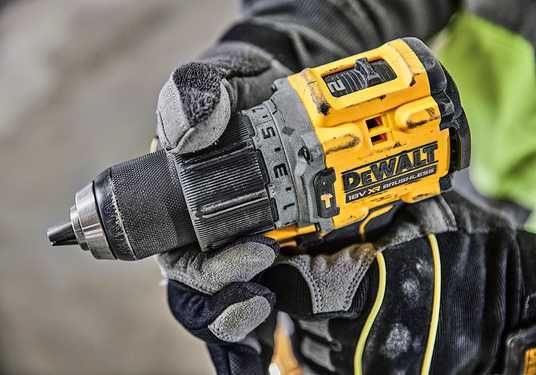 Дрель-шуруповерт с ударом аккумуляторная DeWALT DCD805 - купить в