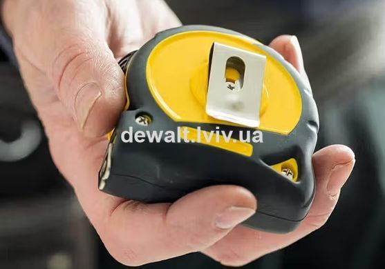 Рулетка вимірювальна Tylon &trade; довжиною 5 м, шіріной 19 мм, в пластмасовому корпусі STANLEY 0-30-697