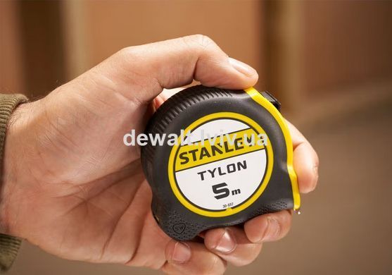Рулетка вимірювальна Tylon &trade; довжиною 5 м, шіріной 19 мм, в пластмасовому корпусі STANLEY 0-30-697