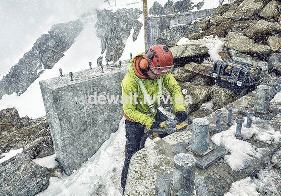 Шліфмашина кутова акумуляторна DeWALT DCG418