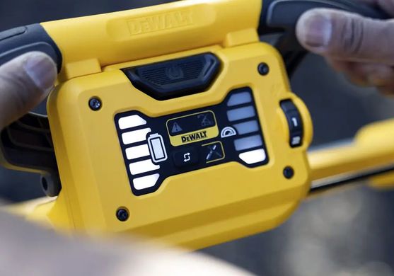 Газонокосарка акумуляторна самохідна DeWALT DCMWSP550N