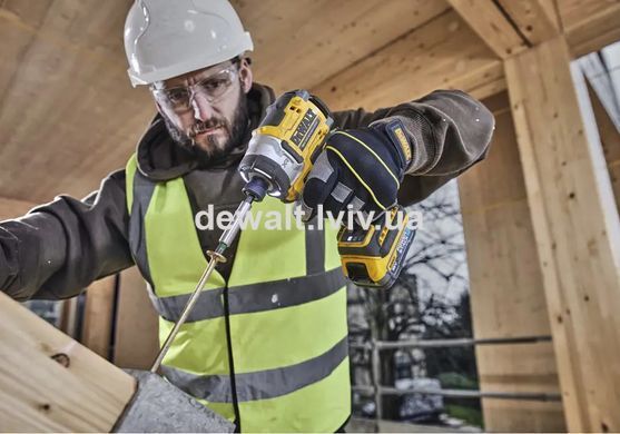 Шуроповерт ударный / Impact аккумуляторный DeWALT DCF860