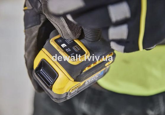 Шуроповерт ударный / Impact аккумуляторный DeWALT DCF860