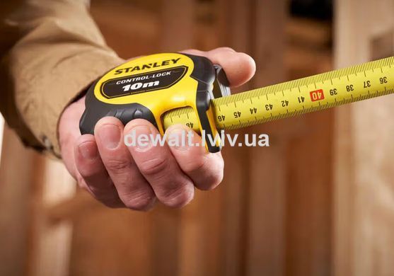 Рулетка измерительная CONTROL-LOCK длиной 10 м, STANLEY STHT37233-0