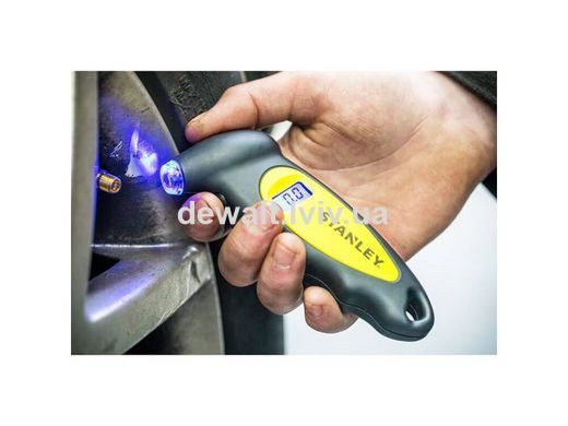 Манометр цифровий з LED-дисплеєм STANLEY STHT80874-0