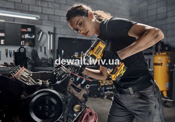 Гайкокрут ударний акумуляторний DeWALT DCF891