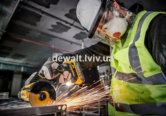 Пила дисковая универсальная аккумуляторная DeWALT DCS438E2T