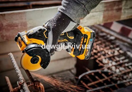 Пила дисковая универсальная аккумуляторная DeWALT DCS438E2T