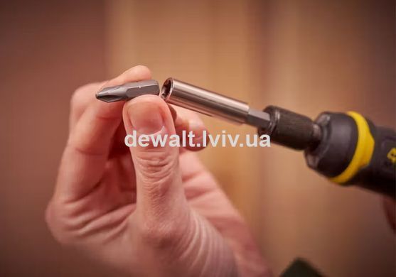 Отвертка &ndash; набор аккумуляторная Power-Assist, 4В, 1.5 А/год STANLEY FMHT66719-0