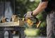 Міні-пилка ланцюгова акумуляторна DeWALT DCMPS520P1