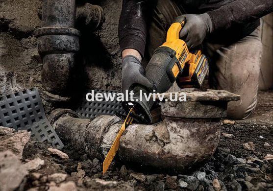 Пила сабельная аккумуляторная DeWALT DCS389