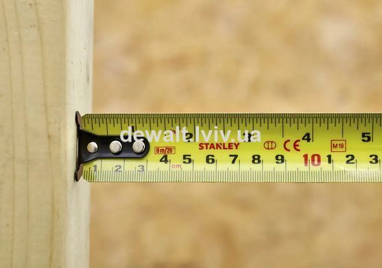 Рулетка вимірювальна FatMax&reg;Autolock довжиною 8 м/26, шириною 25 мм, в обгумованому корпусі, з подвійною шкалою STANLEY FMHT43243-0