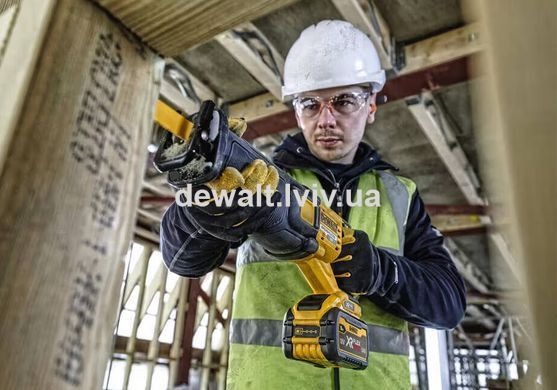 Пила сабельная аккумуляторная DeWALT DCS389