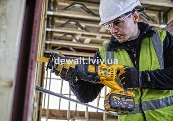 Пила сабельная аккумуляторная DeWALT DCS389
